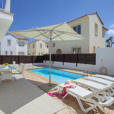 פרוטאראס Villa Clematis מראה חיצוני תמונה