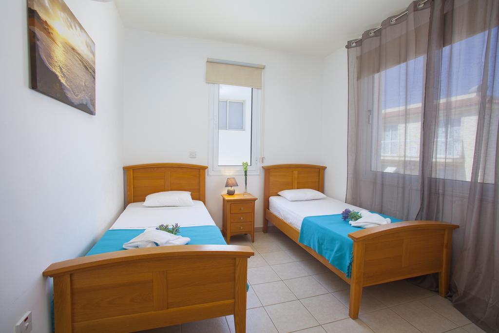 פרוטאראס Villa Clematis מראה חיצוני תמונה